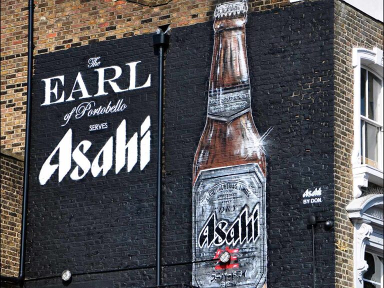 Společnost Asahi získala smluvní pivovar, bude v něm vařit Kozla